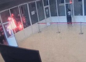 Rumıniya parlamentində yanğın törədilib, 300-dən çox insan təxliyə olunub