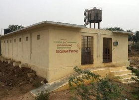 Hindistanda tualet tikintisi üzrə dövlət proqramı uşaq ölümlərini azaldıb