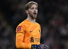 "Çelsi" "Liverpul"un qapıçısını transfer etmək istəyir