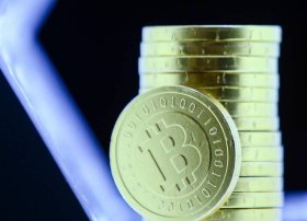 Bitkoin 106 min dolları keçib