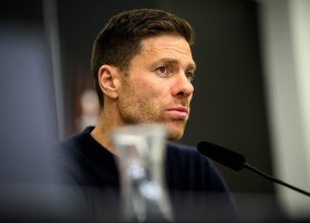 Xabi Alonso Bundesliqada baş məşqçi kimi 50-ci qələbəsini qazanıb