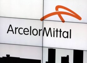 Qara metal istehsalı Cənubi Afrikada zərbə alır