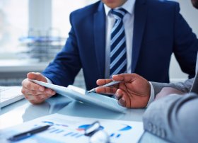 Azərbaycanda biznes kredit portfeli 17,2% böyüyüb