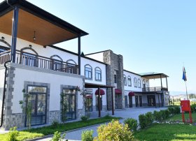Ötən il işğaldan azad edilmiş ərazilərdə evlərlə təmin edilmiş ailələrin sayı açıqlanıb
