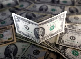 Dolların zəifləməsi: Ticarət müharibələri və iqtisadi eniş