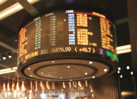 Hong Kong Exchange operatoru rüblük mənfəət və gəliri rekordlara çatdırır