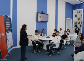 Unibank ADA və UNEC tələbələri üçün dayanıqlı maliyyə seminarları təşkil edib