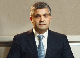 O, sadəcə bizim atamız deyildi…