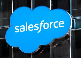Salesforce rüblük gəliri 8% artaraq proqnozları üstələdi