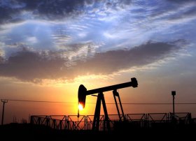 Brent markalı neftin bir barreli 63,95 dollara düşüb