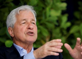 JPMorgan rəhbəri bazarda risklərdən danışdı