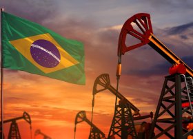 Braziliya iki il ərzində neft sənayesindən 6,2 milyard dollar istəyir