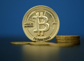 Bitcoin az da olsa ucuzlaşıb