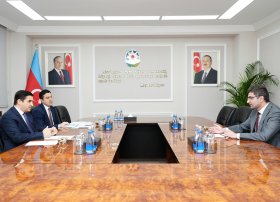 Nazir Fərid Əhmədov “Yüksəliş” müsabiqəsinin qalibləri ilə görüşüb