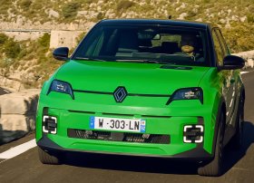 Renault-un baş direktoru vəzifəsinə namizəd Maksim Pika Stellantis-dən ayrılır