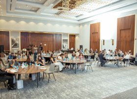 AZSTAND Azərbaycan milli mətbuatının 150 illiyinə həsr edilmiş seminar keçirib