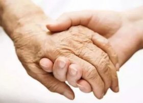 5 şəhərdə ahıllar üçün günərzi qayğı mərkəzləri fəaliyyətə başladı