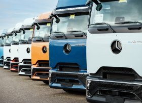Daimler Truck ABŞ sifarişlərinin aşağı səviyyədə qalacağını gözləyir