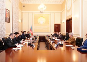 Azərbaycan və İraq arasında hüquqi əməkdaşlıq müzakirə olunub