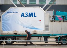 ASML Q2-də Gəlirini 23% Artırır