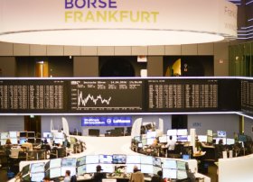 Çərşənbə axşamı Avropa fond indeksləri qarışıq dinamika nümayiş etdirdi