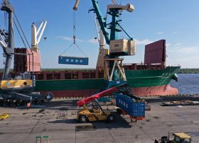 Çinin NewNew Shipping Line şirkəti Arxangelsk dəniz limanına 200 milyard rubla qədər investisiya qoya bilər