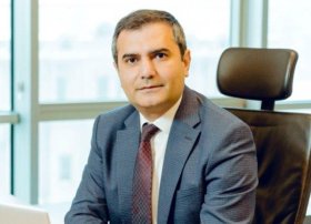 Azərbaycanda əksər mühasiblər peşəkar sertifikat olmadan fəaliyyət göstərir - Anar Bayramov
