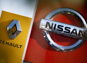Renault gəlirlərini artırır, lakin Nissan-a nisbətən 11,2 milyard avro xalis zərər qeyd edir