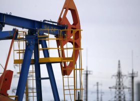 Goldman Sachs analitikləri neftin qiyməti ilə bağlı proqnozları təkrarlayır, lakin tələb üçün risklər görürlər