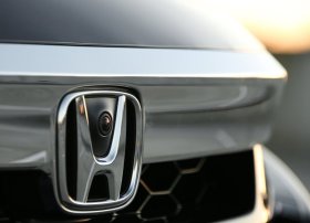 Honda rüblük xalis mənfəəti yarıya qədər azaldır