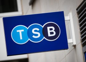 Sabadell səhmdarları TSB törəmə şirkətinin rəqibi Santanderə satışını təsdiqləyirlər