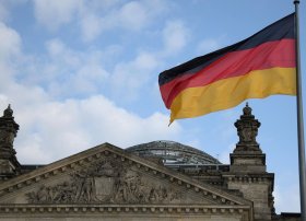 Almaniya müdafiə, enerji investisiyaları üçün 100 milyard avroluq fond planlaşdırır