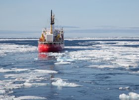 Kanada ABŞ-dan iqtisadi asılılığı azaltmaq üçün Arktik liman planı qurur