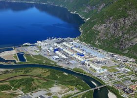 Norsk Hydro işçi ixtisarına gedir və illik xərcləri 97,9 milyon $ azaldacaq