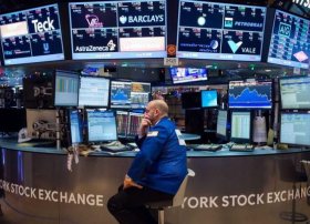 ABŞ fond bazarı sabit qaldı – Target və Estee Lauder səhmləri ucuzlaşıb