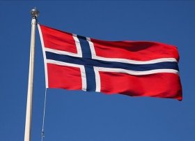 Norveç Neft Fondu Caterpillar və İsrail banklarındakı paylarını satır