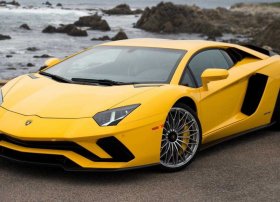 Lamborghini alıcıları ABŞ idxal tarifləri səbəbindən avtomobil alışını təxirə salır – CEO Winkelmann