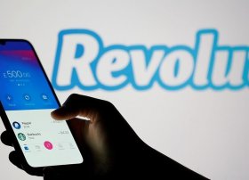 Revolut işçiləri səhmlərini satışa çıxardı – Startapın dəyəri 75 milyard dollar