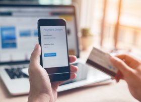 Azərbaycanda banklar onlayn xidmətləri genişləndirir: Yeni funksiyalar istifadəyə verilir