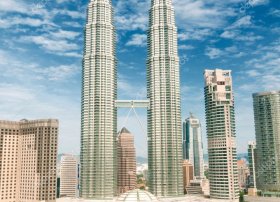 Malayziya Mərkəzi Bankı Faiz Dərəcəsini 2,75%-də Dəyişməz Saxladı – İqtisadi Artım və Risklər