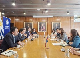 İqtisadiyyat nazirinin birinci müavini Uruqvaya səfər edib