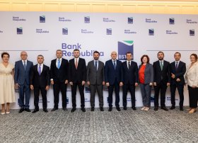 Bank Respublika və Qara Dəniz Ticarət və İnkişaf Bankı irihəcmli kredit sazişi imzalayıb