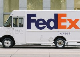 FedEx birinci maliyyə rübündə gəlirini 3% artırdı və tam illik proqnozuna qayıtdı.