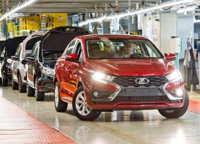 Sankt-Peterburqda “Lada İskra”nın İstehsalına Başlandı – AvtoVAZ Yeni Modeli Yola Salır