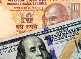 Hindistan rupiyası ABŞ dolları qarşısında tarixi minimum səviyyəyə enib