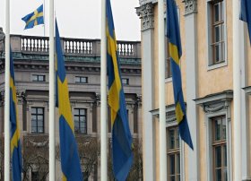 İsveç Mərkəzi Bankı Faiz Dərəcəsini Gözlənilmədən Aşağı Salıb – Riksbank 1,75%-ə Endi