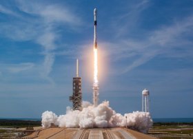 Falcon 9 raketi 24 yeni Starlink peykini orbitə çıxardı