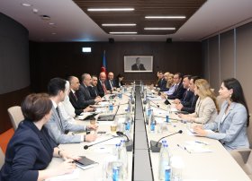 İslam İnkişaf Bankı Qrupuyla əməkdaşlığın genişləndirilməsi müzakirə olunub