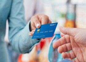 Azərbaycanda ödəniş kartlarının sayı 21,1 milyona çatıb