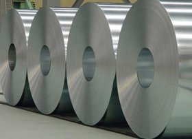 Sink qiymətləri qlobal qıtlıq qorxusu ilə 10 ayın zirvəsinə çatdı